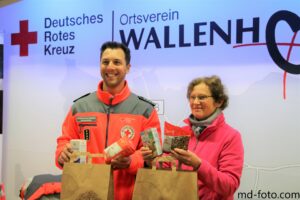 Die Aktion „3.000 Tüten mit Zutaten für die Weihnachtsbäckerei“ startete mit den Diakonie-Stiftungen, Kirchenkreisen und dem DRK in Wallenhorst. Foto: Marc Dallmöller / md-foto.com