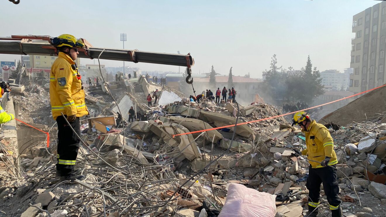 Das Team von @fire - Internationaler Katastrophenschutz Deutschland e. V. im Einsatz in der Türkei nach dem schweren Erdbeben. Foto: @fire