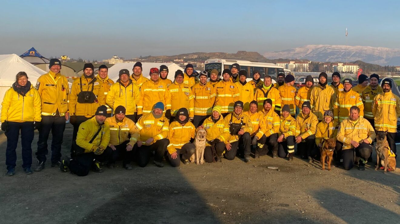 Das Team von @fire - Internationaler Katastrophenschutz Deutschland e. V. im Einsatz in der Türkei nach dem schweren Erdbeben. Foto: @fire