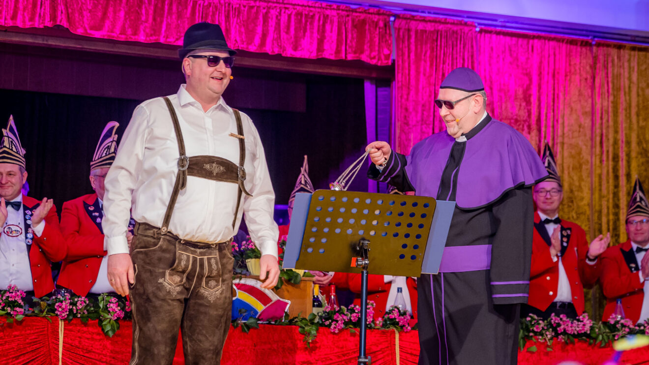 Schwickel und Schwager als Oktoberfest-Stammgast und Bischof von Osnabrück. Foto: Dennis Flegel