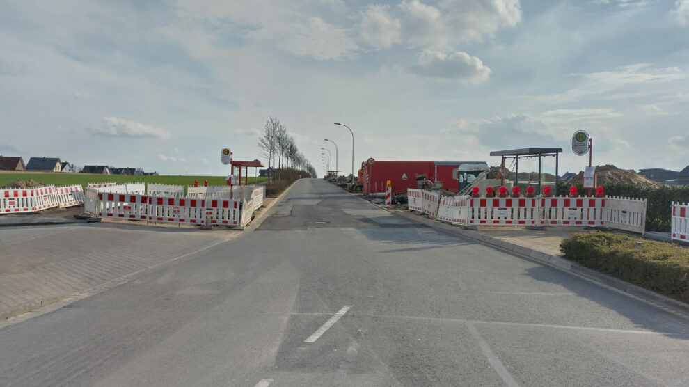 Der Stadtweg in Rulle ist endlich wieder frei. Die Buslinien nehmen allerdings erneut verschiedene Umwege aufgrund der Sperrung am Haster Berg. Foto: Markus Steinkamp