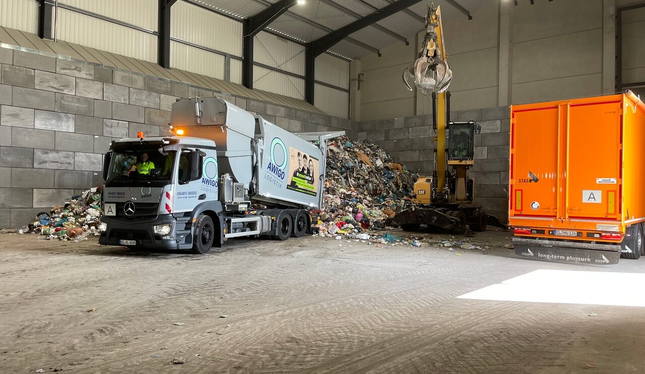 Eindrücke zum neu eingerichteten Umschlag für die Restabfälle aus dem Landkreis Osnab-rück am AWIGO-Standort in Wallenhorst. Foto: D. Pommer/AWIGO