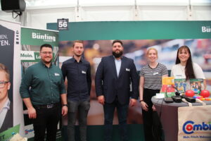 Unternehmen wie die Bünting Gruppe aus Wallenhorst präsentierten sich auf der Jobmesse in Osnabrück. Foto: Marc Dallmöller / md-foto.com