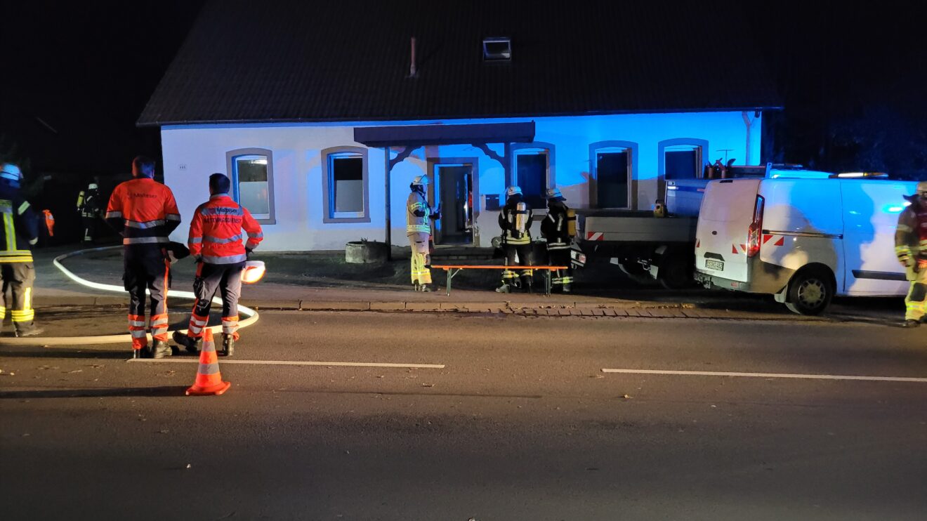 Feuerwehreinsatz in Lechtingen an der Osnabrücker Straße. Foto: Marc Dallmöller