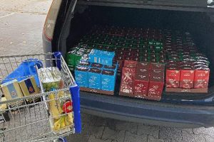 Das Diebesgut: 174 Packungen Kaffee wurden aus einem Supermarkt in Wallenhorst gestohlen. Foto: Polizei