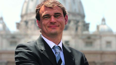 Der Vatikan-Journalist Andreas Englisch kommt als Ehrengast zum Tag des Anstoßes. Foto: Riccardo Musacchio