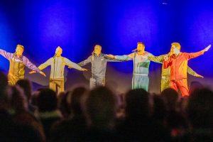 Die Draufsänger präsentieren ihr Programm „Ohne Filter“ in der Wallenhorster Gymnastikhalle. Foto: Gemeinde Wallenhorst / André Thöle