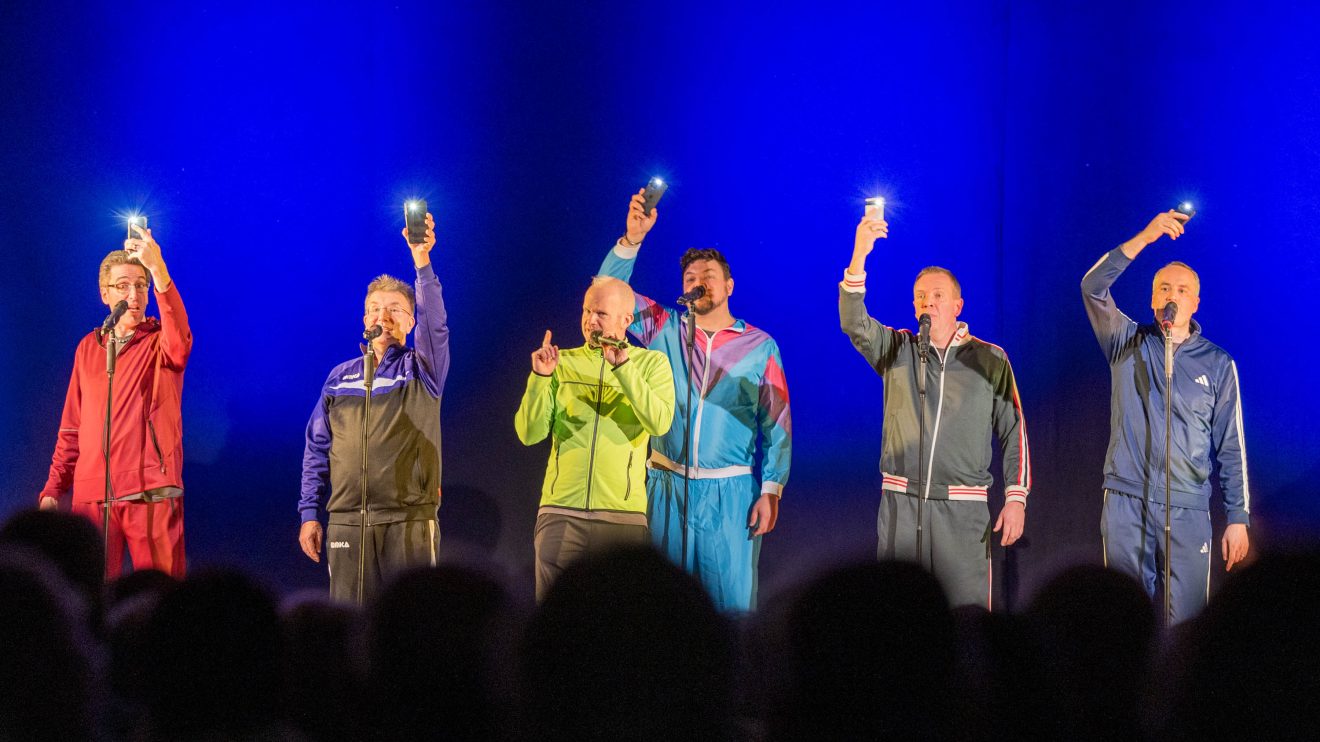 Die Draufsänger präsentieren ihr Programm „Ohne Filter“ in der Wallenhorster Gymnastikhalle. Foto: Gemeinde Wallenhorst / André Thöle