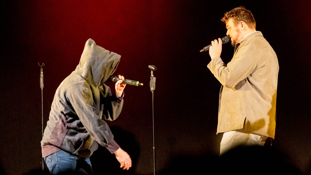 Die Draufsänger präsentieren ihr Programm „Ohne Filter“ in der Wallenhorster Gymnastikhalle. Foto: Gemeinde Wallenhorst / André Thöle