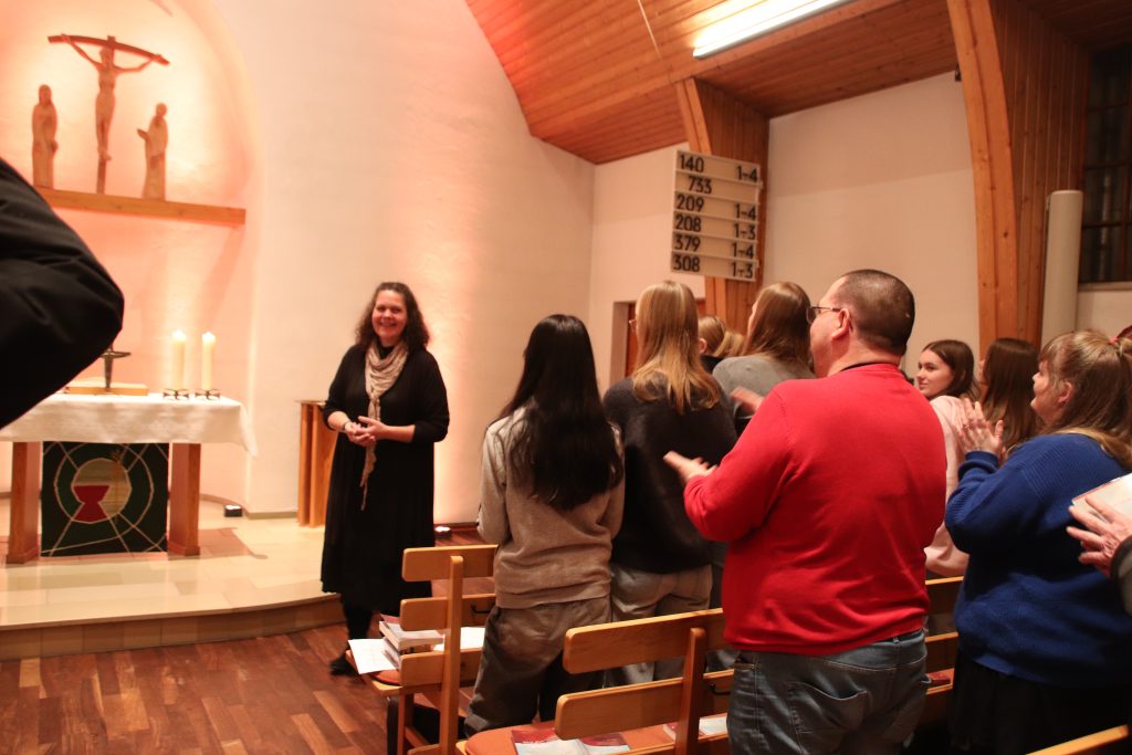 Verlässt den Kirchenkreis Osnabrück, um eine Ausbildung zur Pfarrverwalterin zu beginnen: Diakonin Bettina Ley. Foto: Kirchenkreis Osnabrück / Maren Bergmann