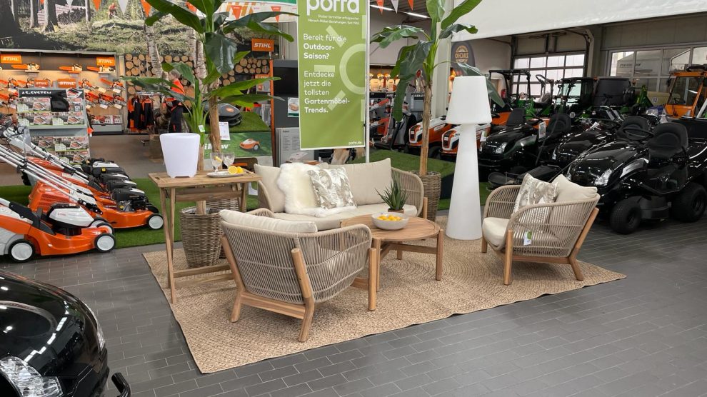 Das „Crazy Window“ von porta Möbel bei Stavermann. Eine von vielen spannenden Aktionen beim Wallenhorster Frühlingserwachen. Foto: Wir für Wallenhorst e.V.