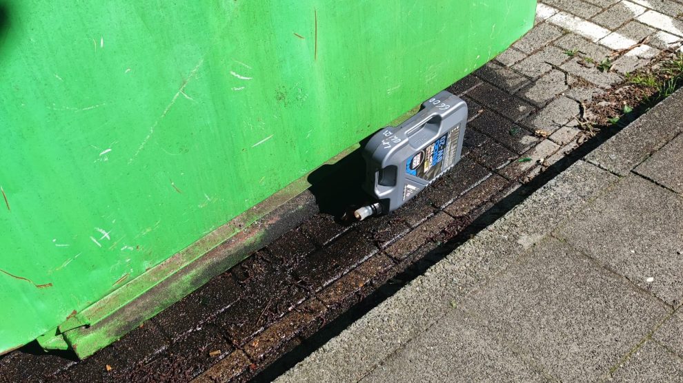 Tatort mit Kanister in Wallenhorst-Hollage. Foto: Polizei Wallenhorst