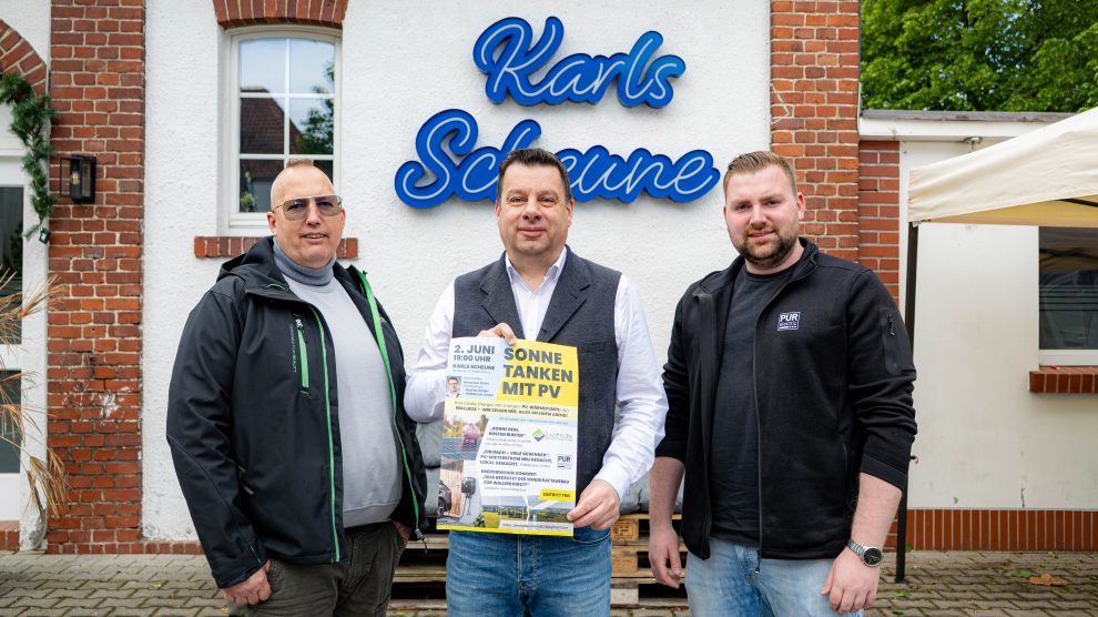 Freuen sich auf die nächste „Sonne tanken mit PV“ Veranstaltung: Holger Robbers (AceFlex GmbH), Alexander Strehl und Niklas Glasmeyer (PURelectric GmbH). Foto: Strehl